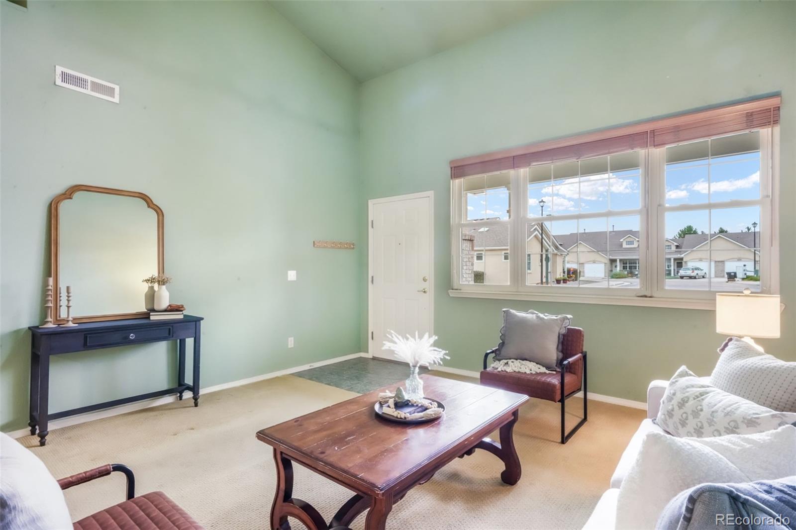 1223 Villa Grove
