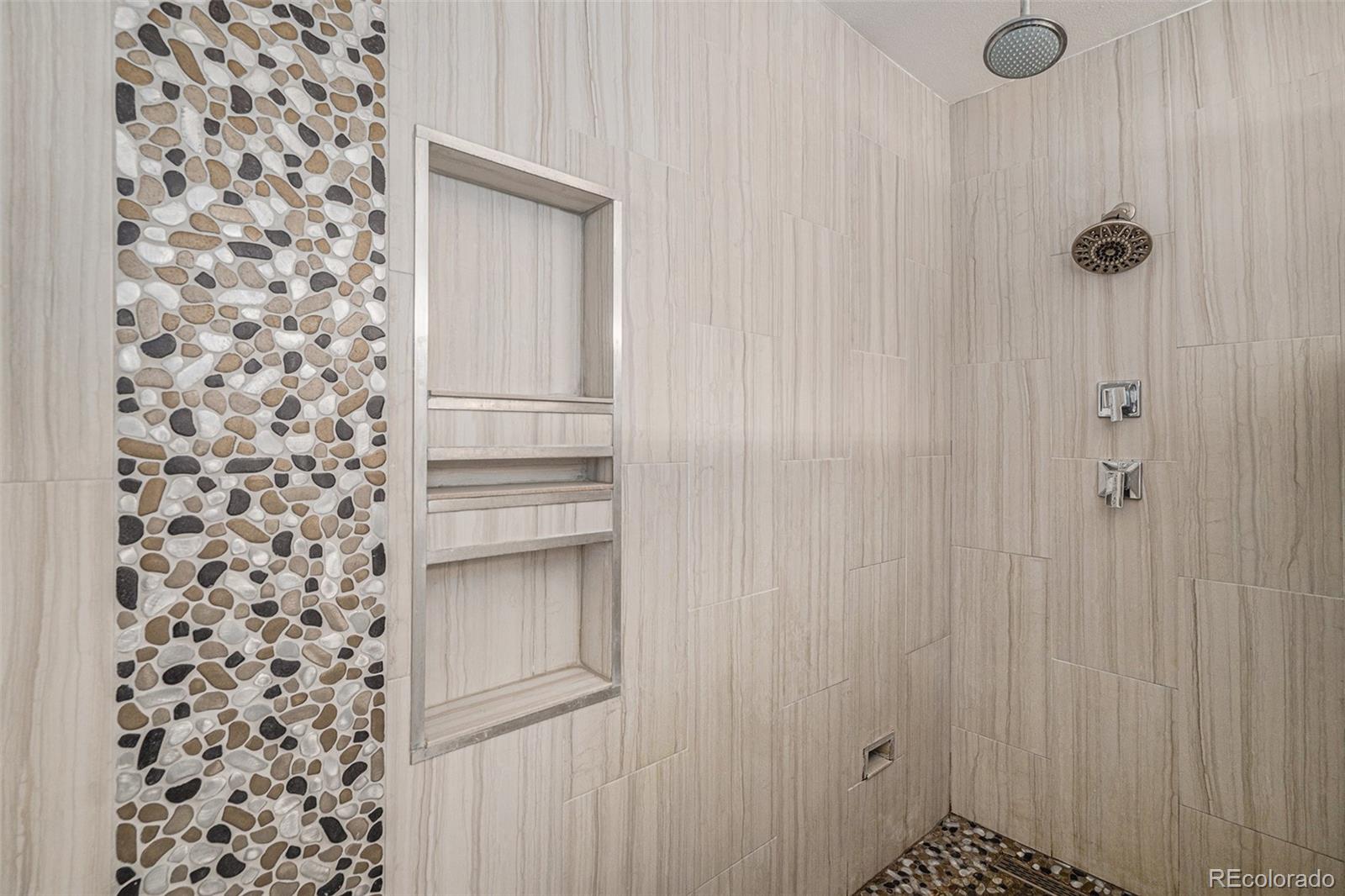 9640 Moss Rose Circle