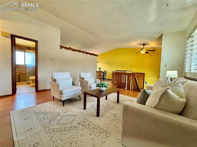 463 N Washington Street