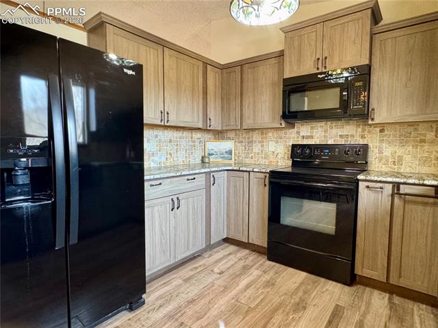 463 N Washington Street