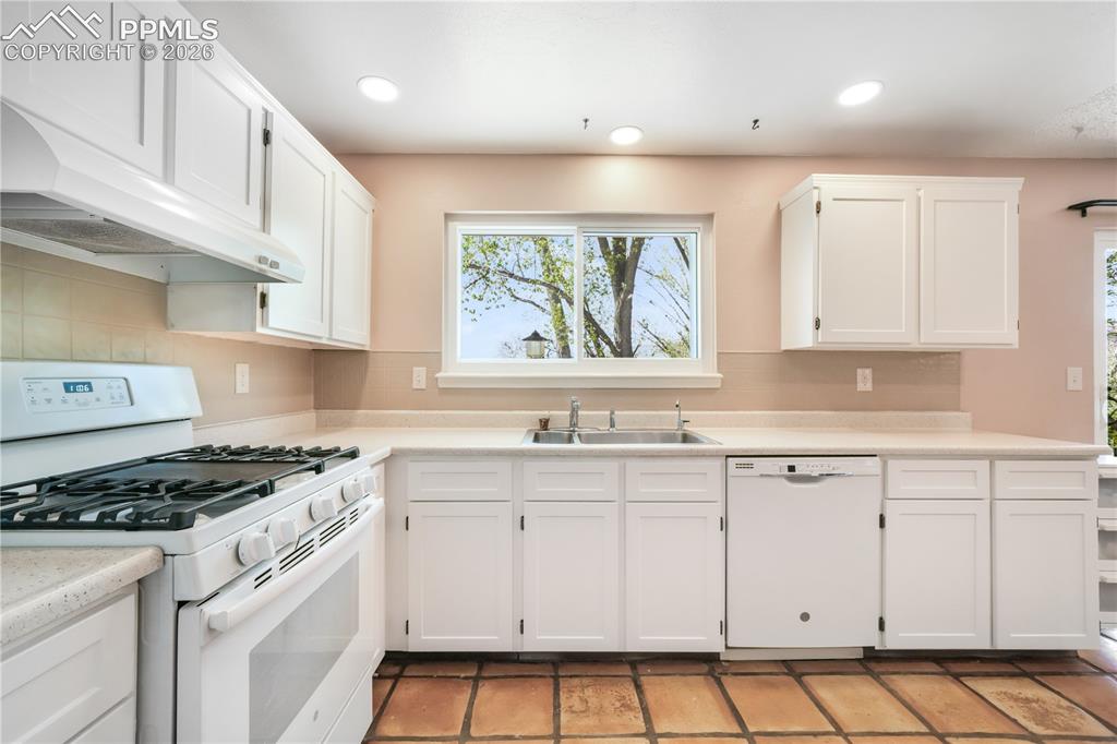 223 Saddlemountain Road