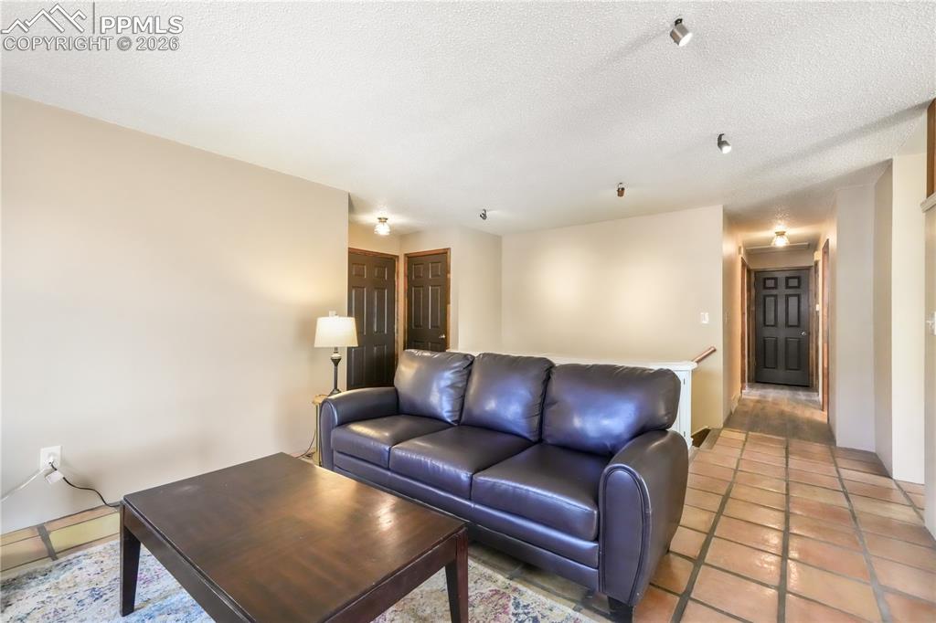223 Saddlemountain Road