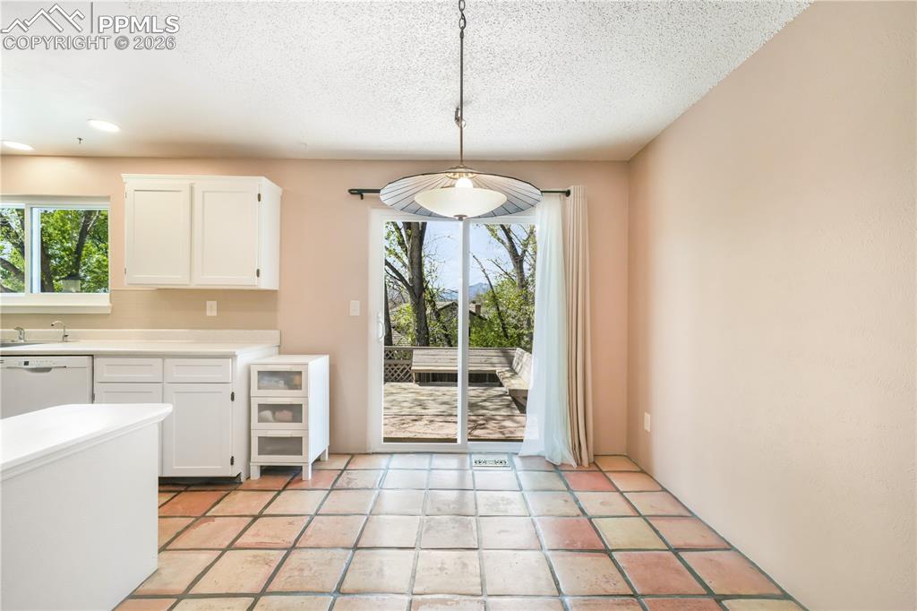 223 Saddlemountain Road