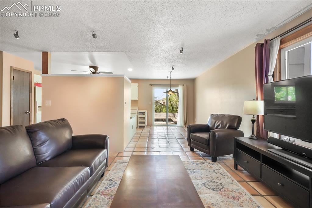 223 Saddlemountain Road