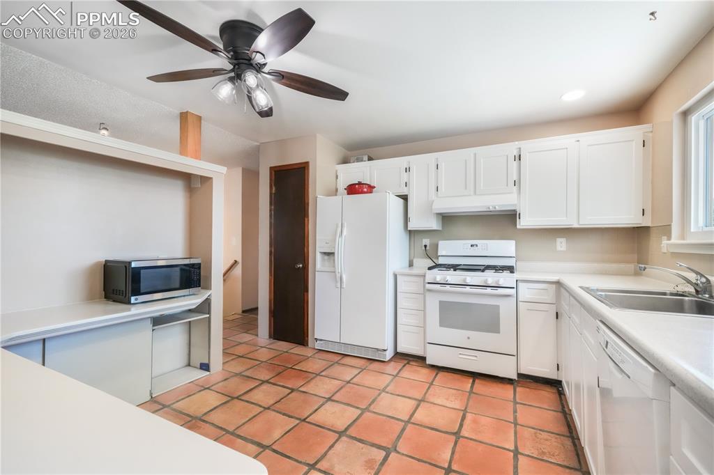 223 Saddlemountain Road