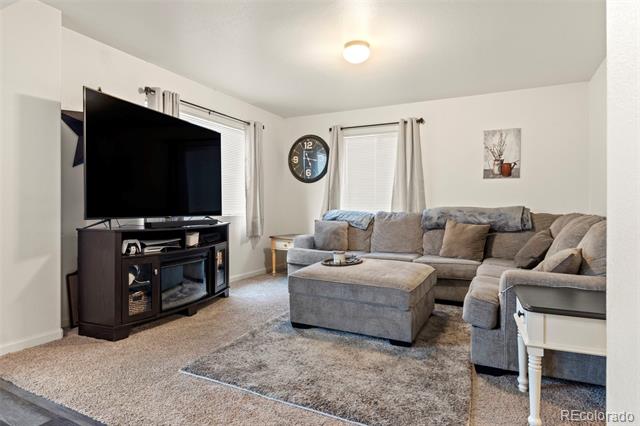513 Foxtail Place