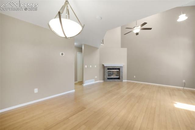 6985 Los Reyes Circle