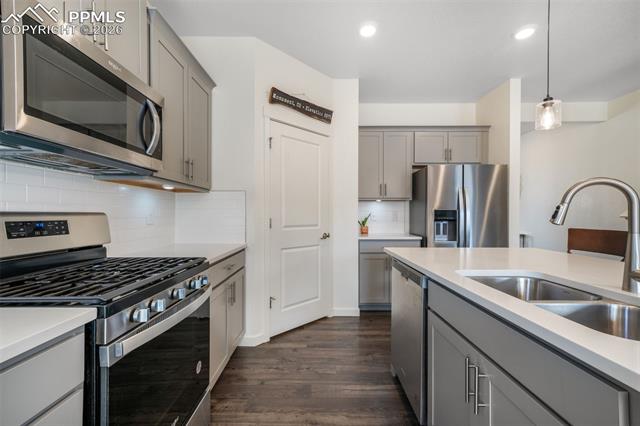 2140 Flame Grass Drive