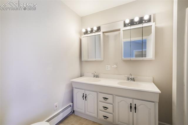 2218 E St Vrain Street