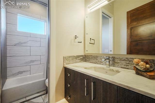 19647 Guildford Court