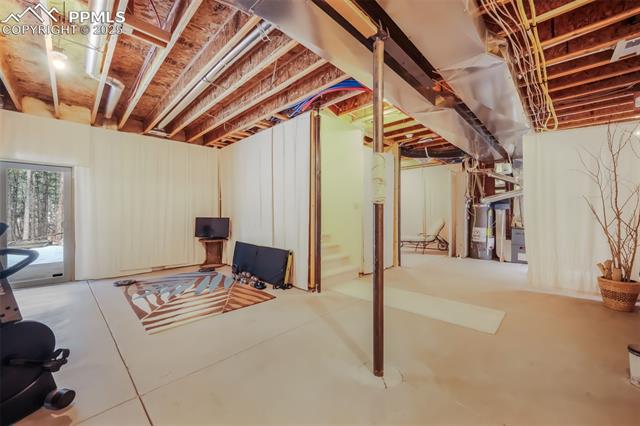 1132 Longspur Lane