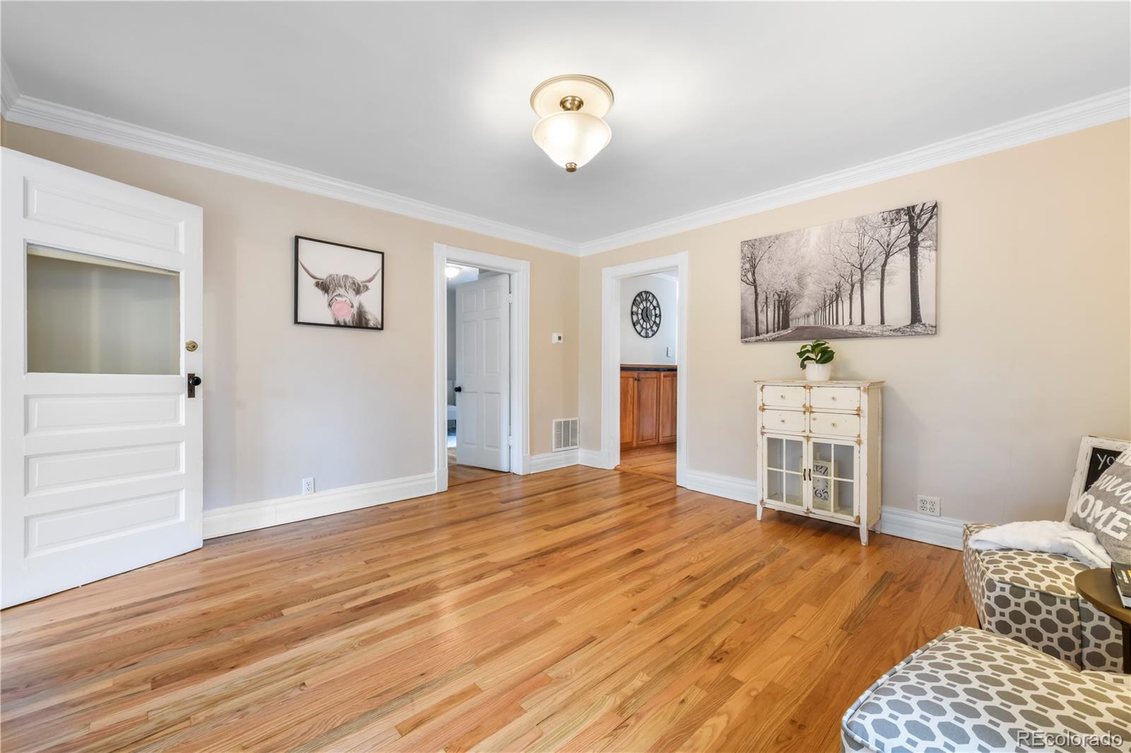 825 Arcadia Place