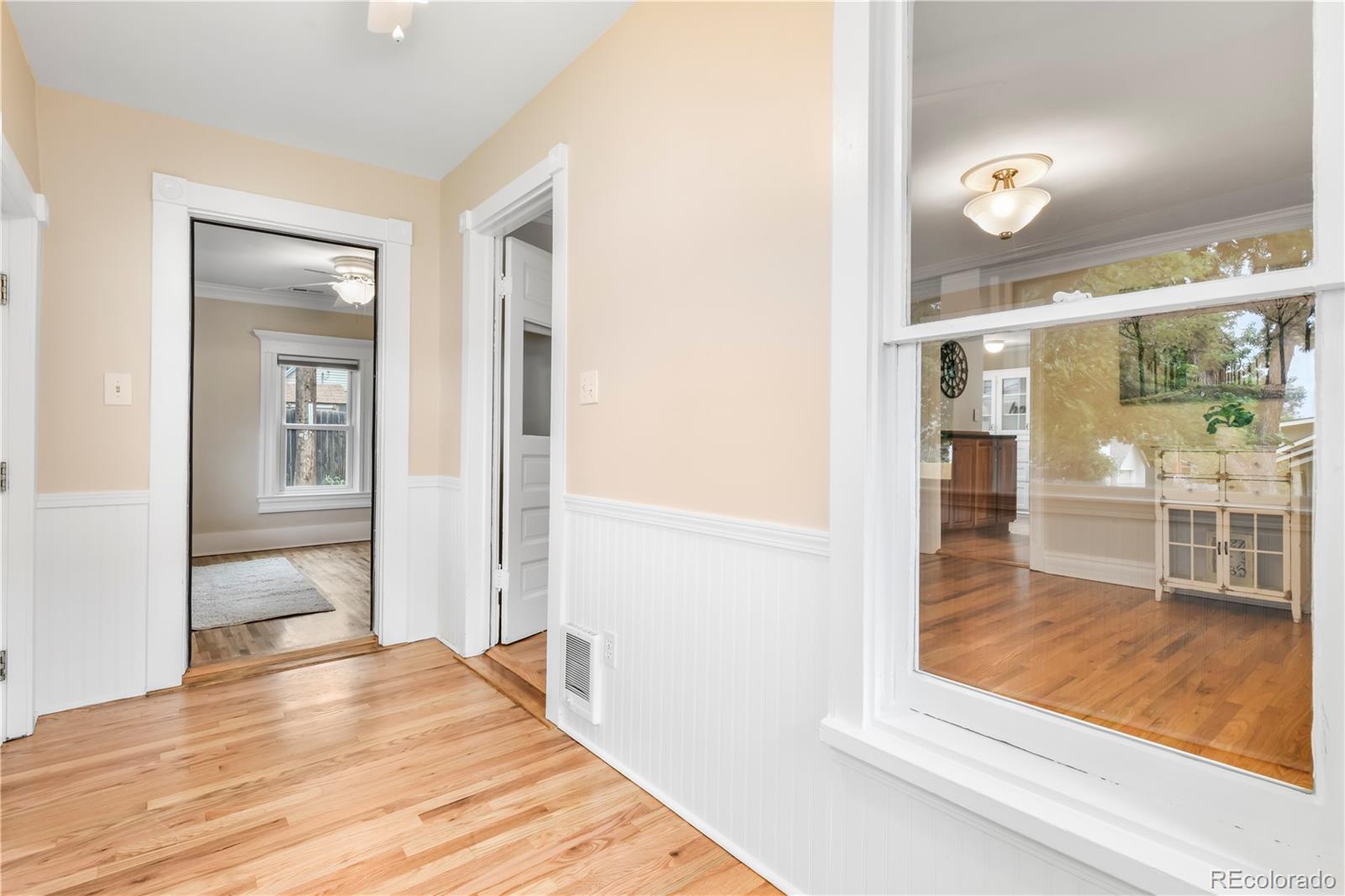 825 Arcadia Place