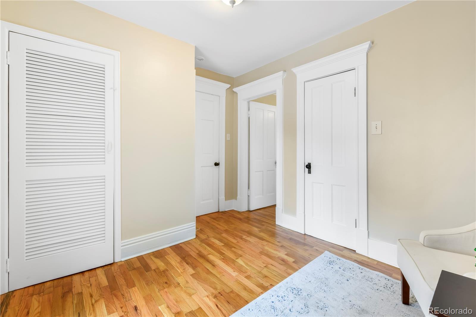 825 Arcadia Place