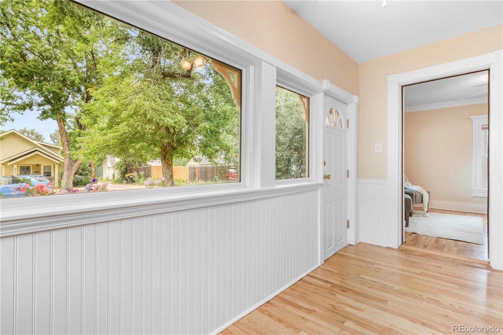 825 Arcadia Place
