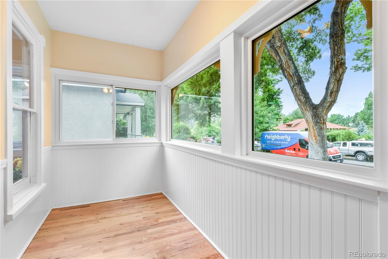 825 Arcadia Place