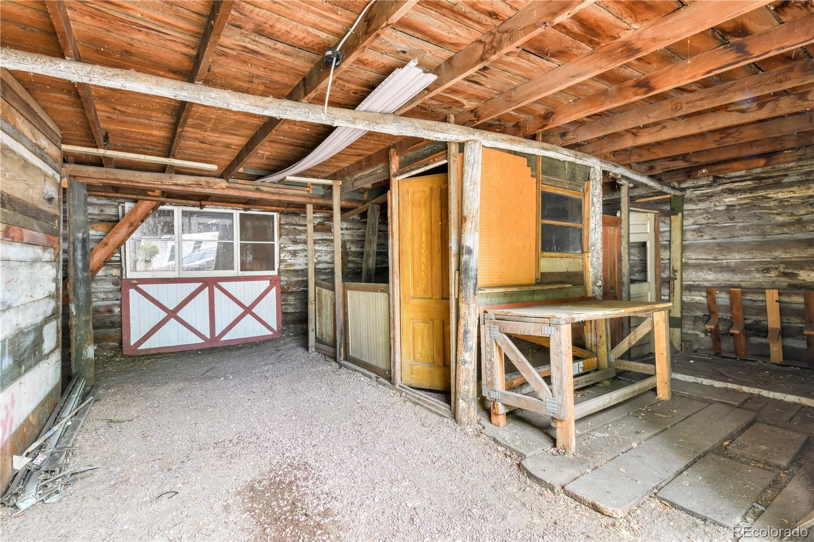 825 Arcadia Place