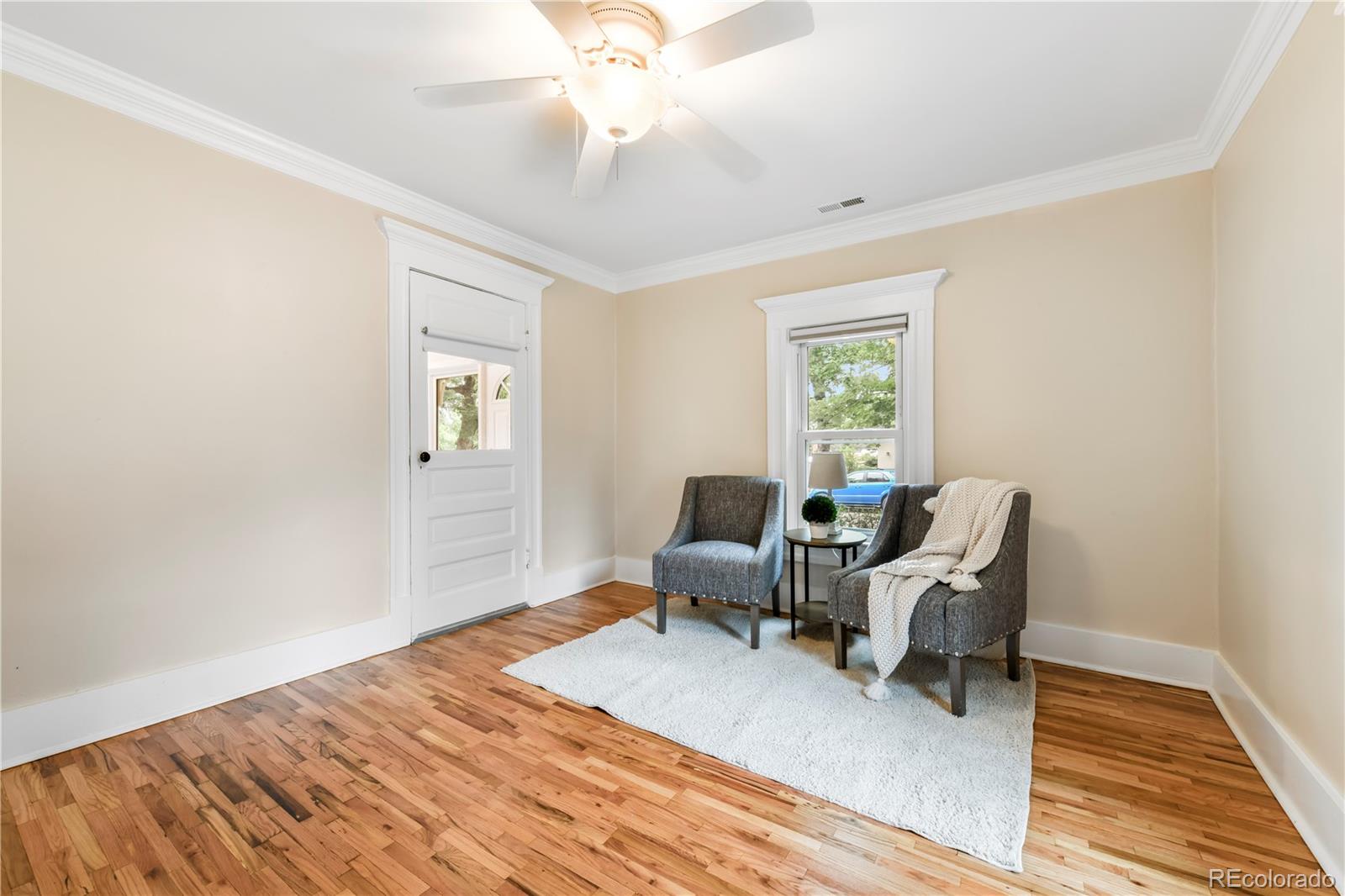 825 Arcadia Place