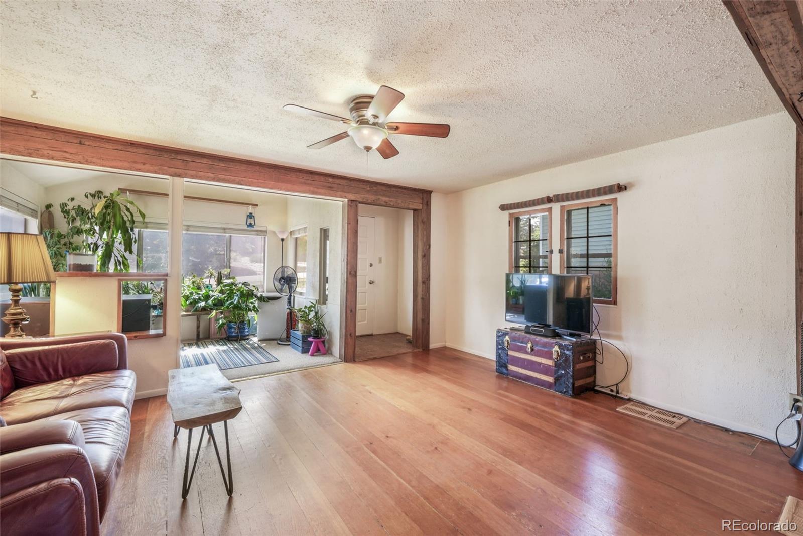3326 W Kiowa Street