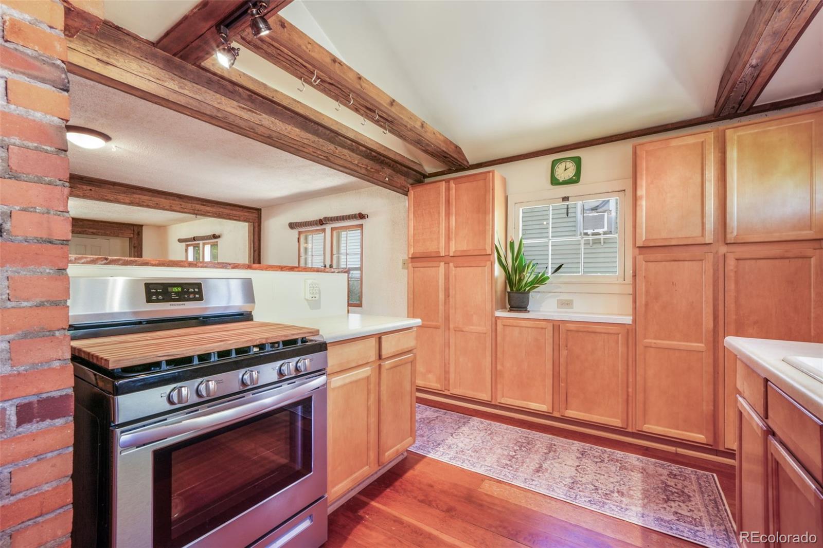 3326 W Kiowa Street