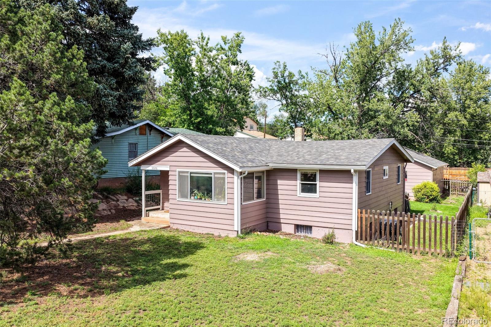 3326 W Kiowa Street