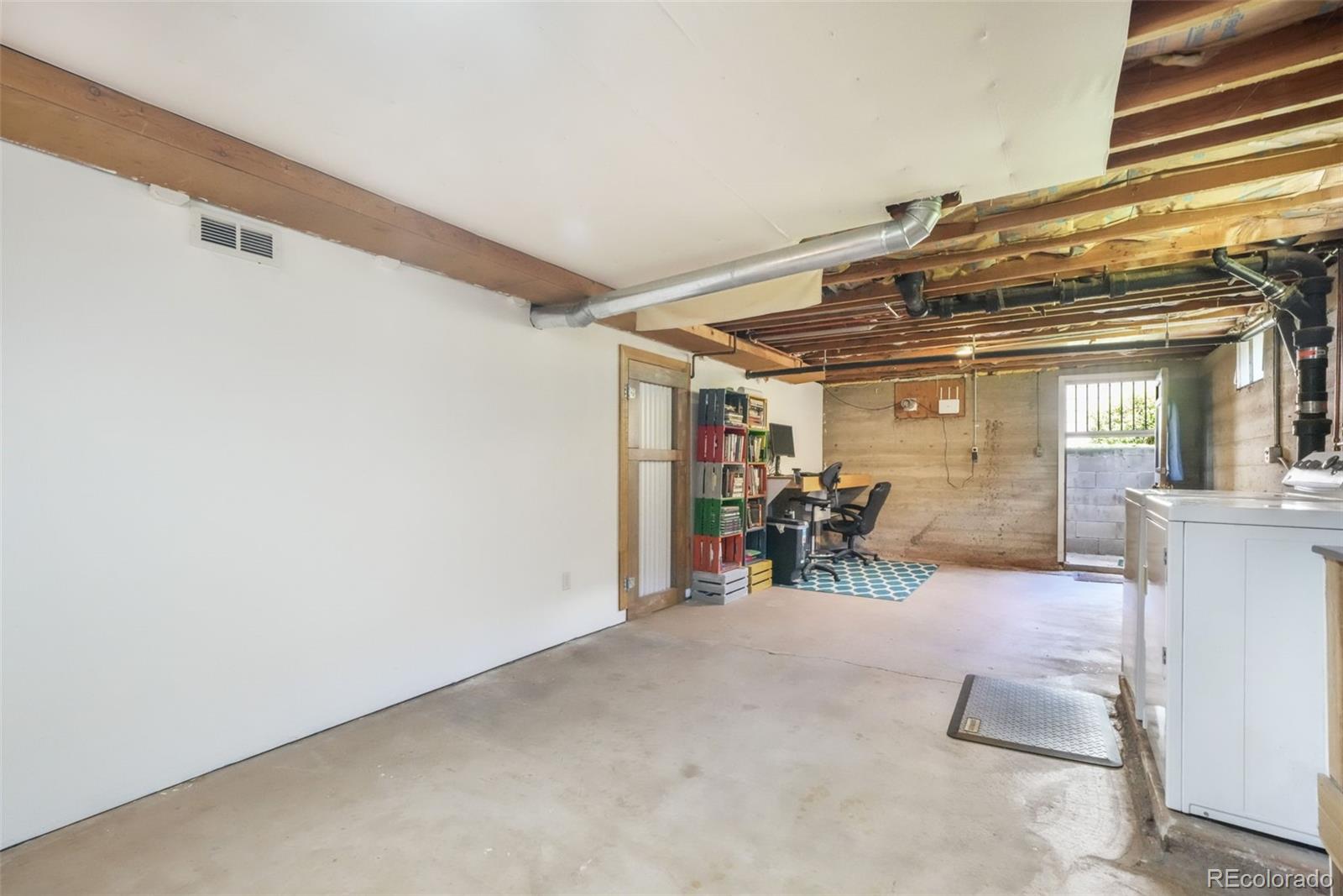 3326 W Kiowa Street