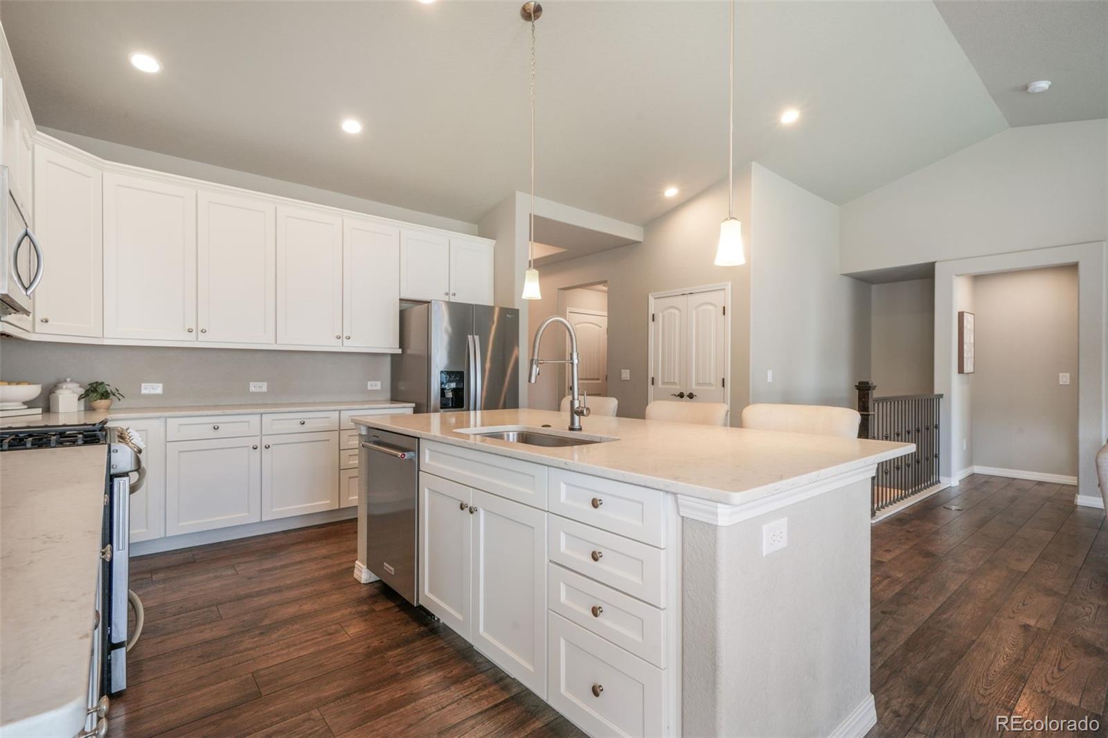 2583 Lakes Edge Drive