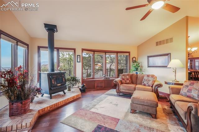 5065 Cliff Point Circle