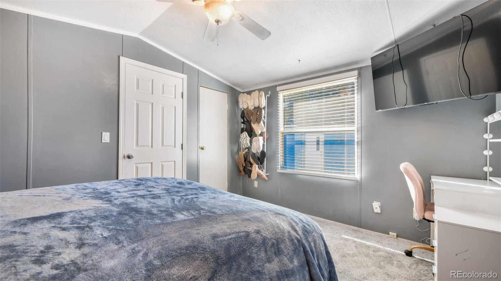 3841 N Cascade Avenue