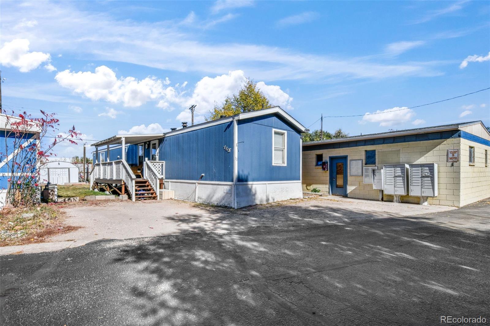 3841 N Cascade Avenue