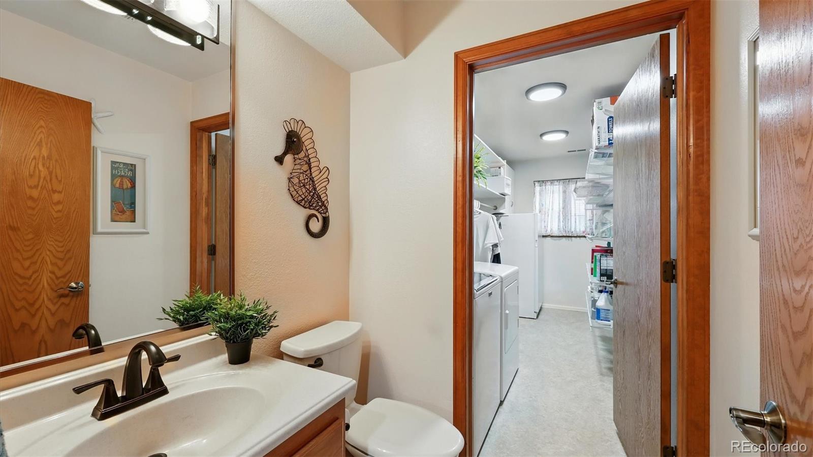 440 Torrey Pines Way