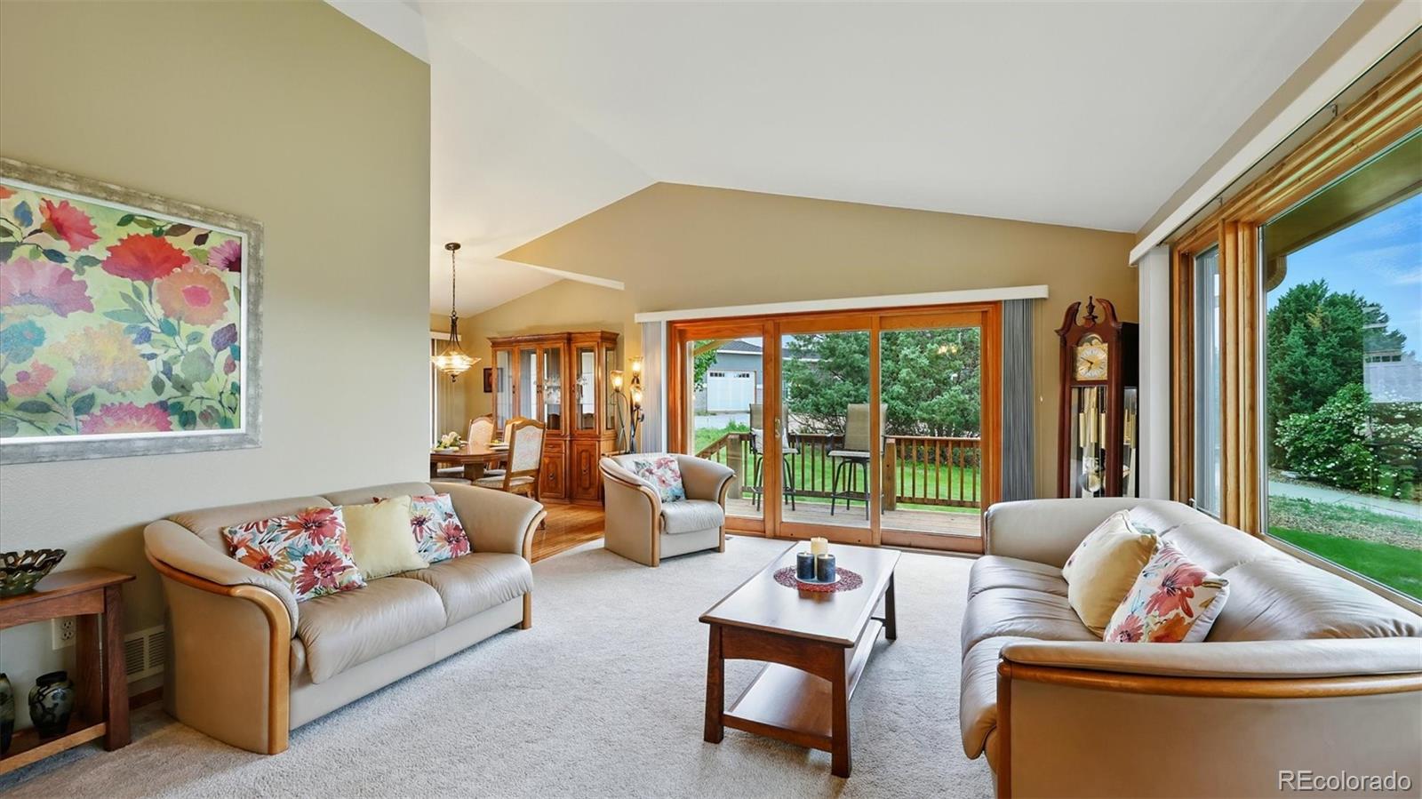 440 Torrey Pines Way