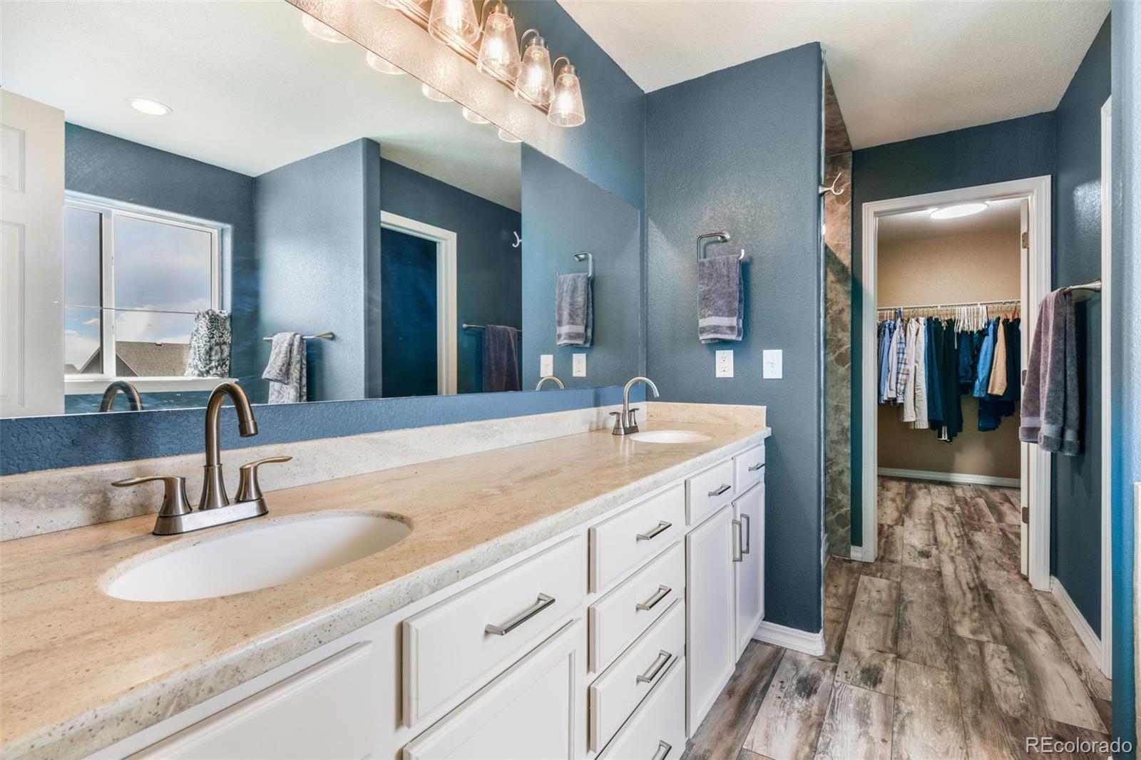 995 Diamond Rim Drive