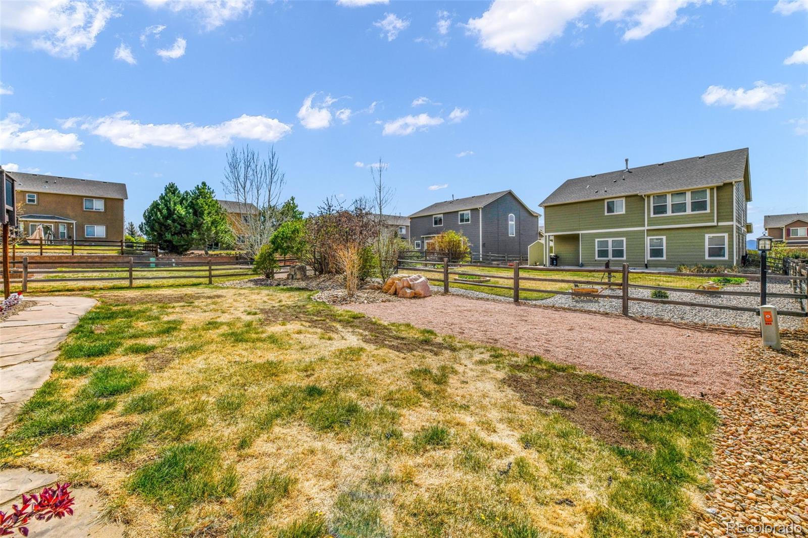 995 Diamond Rim Drive