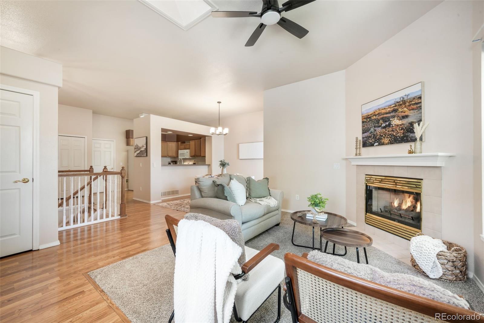 6886 Los Reyes Circle