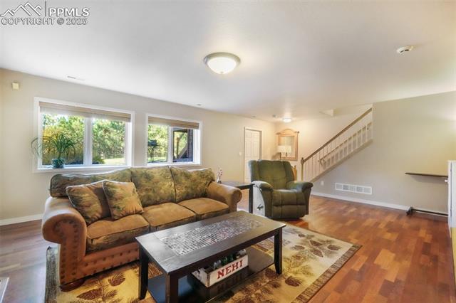 17045 Viscount Court