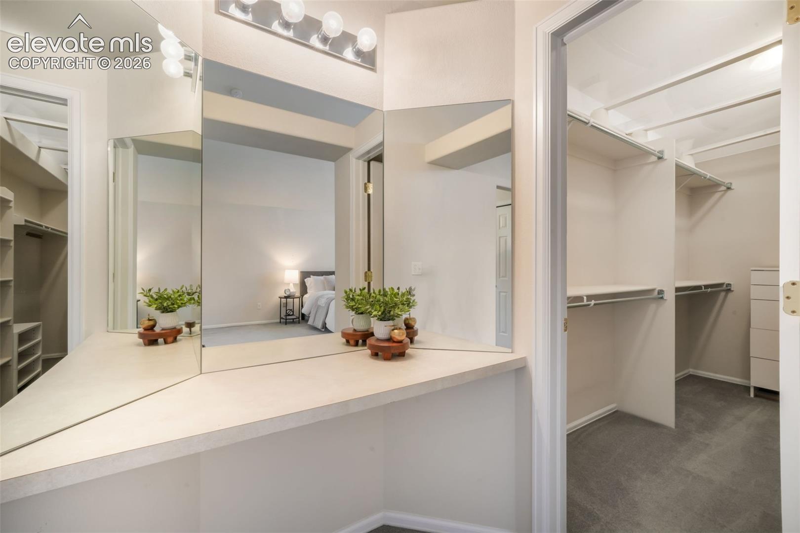 324 Fox Run Circle