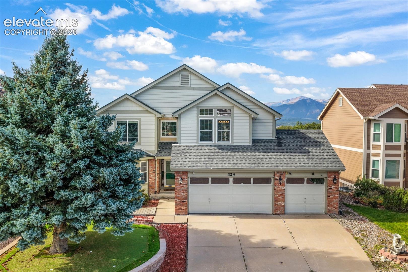 324 Fox Run Circle