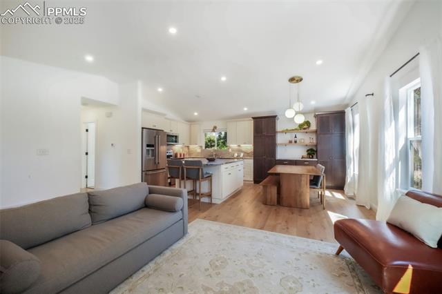 8390 Freemantle Drive