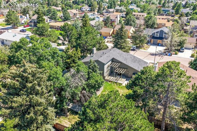 8390 Freemantle Drive