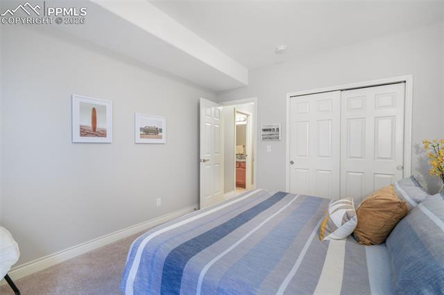 5798 Roy Heights
