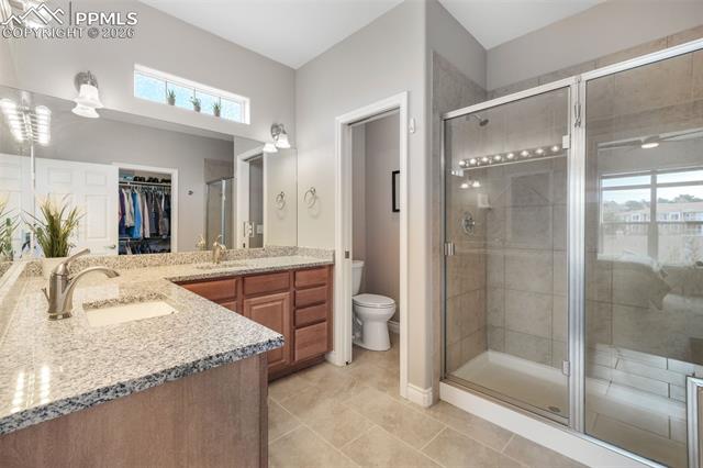 5798 Roy Heights