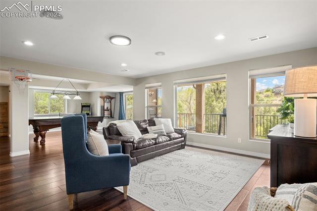 5718 Creekwood Court