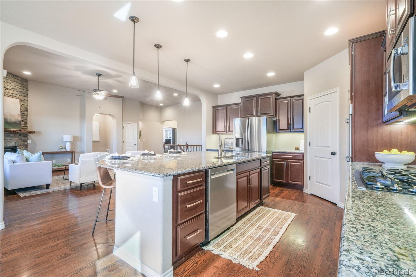 215 Kettle Valley Way