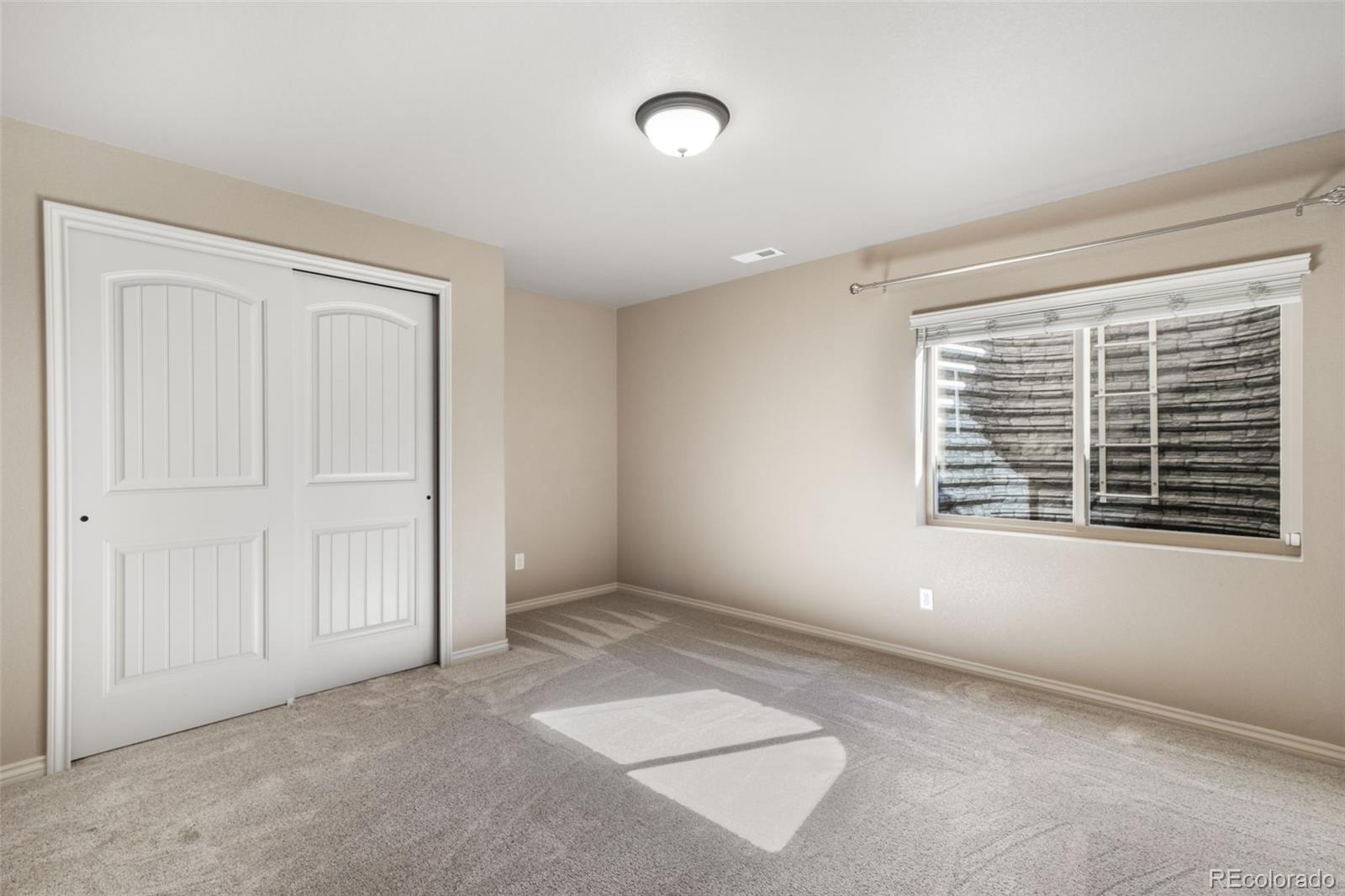 215 Kettle Valley Way