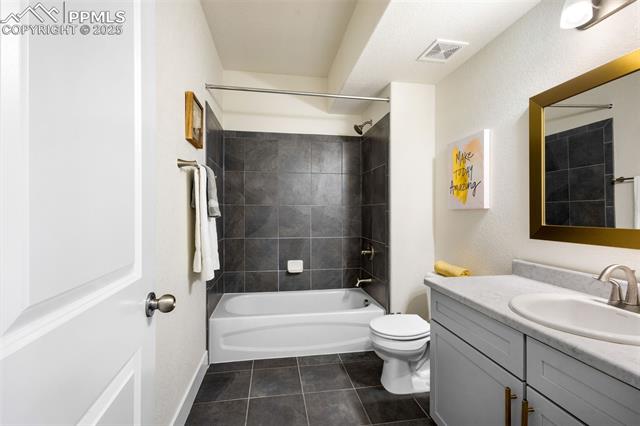 6198 Harmonica Arch Drive