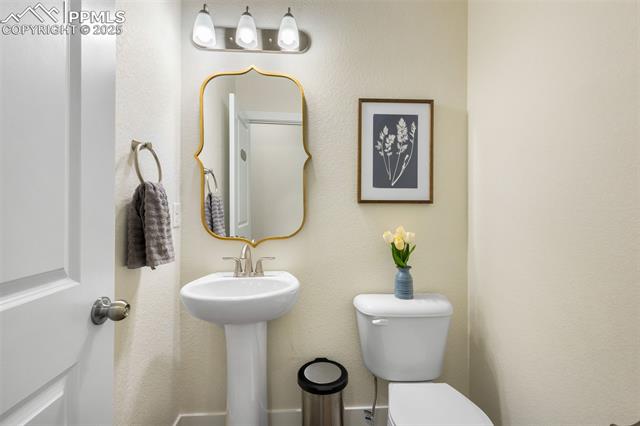 6198 Harmonica Arch Drive