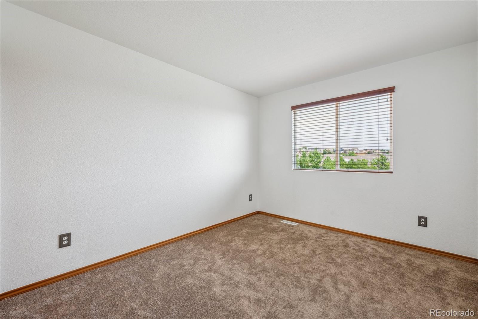 7418 Creekfront Drive