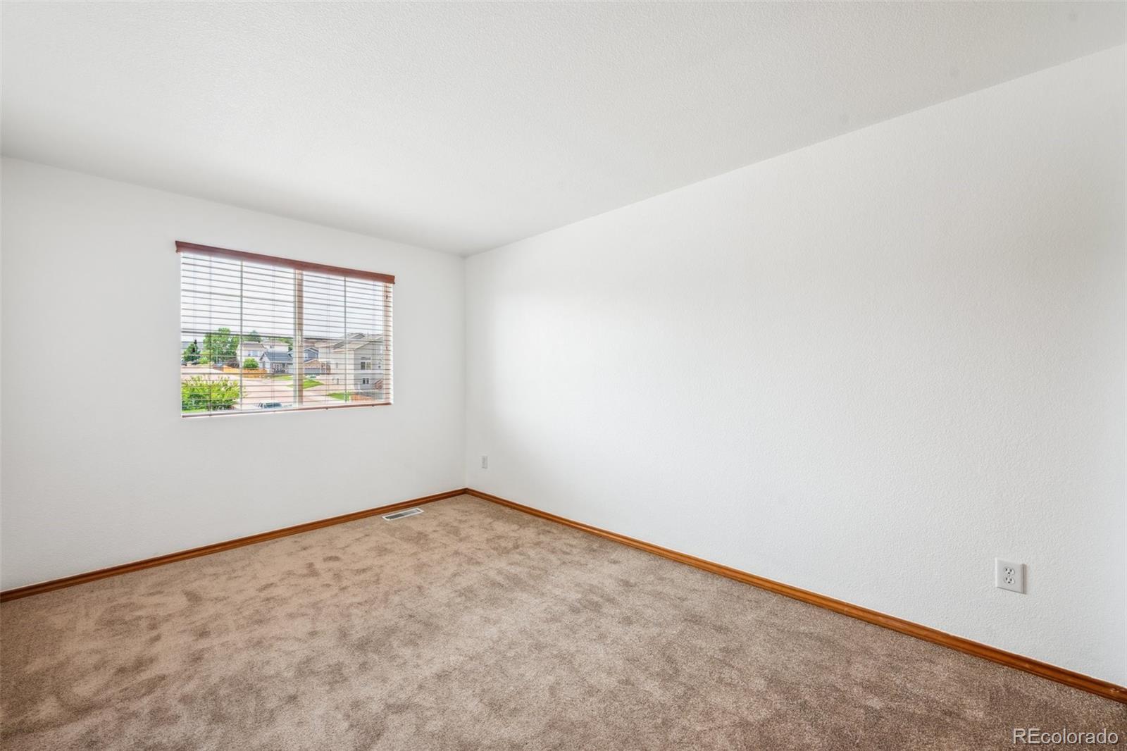 7418 Creekfront Drive