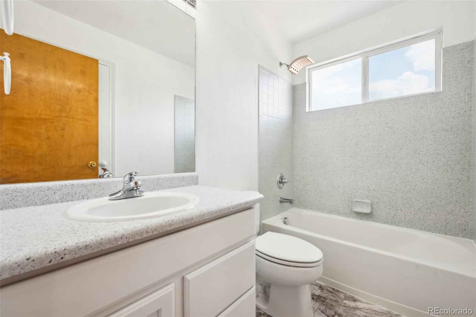 7418 Creekfront Drive